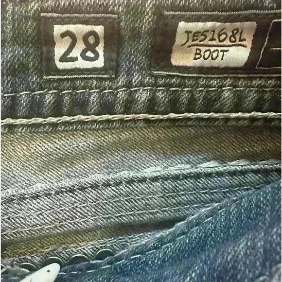 Miss Me Y2K Jeans Studded Pockets Size 28 🔥 - Picture 3 of 9